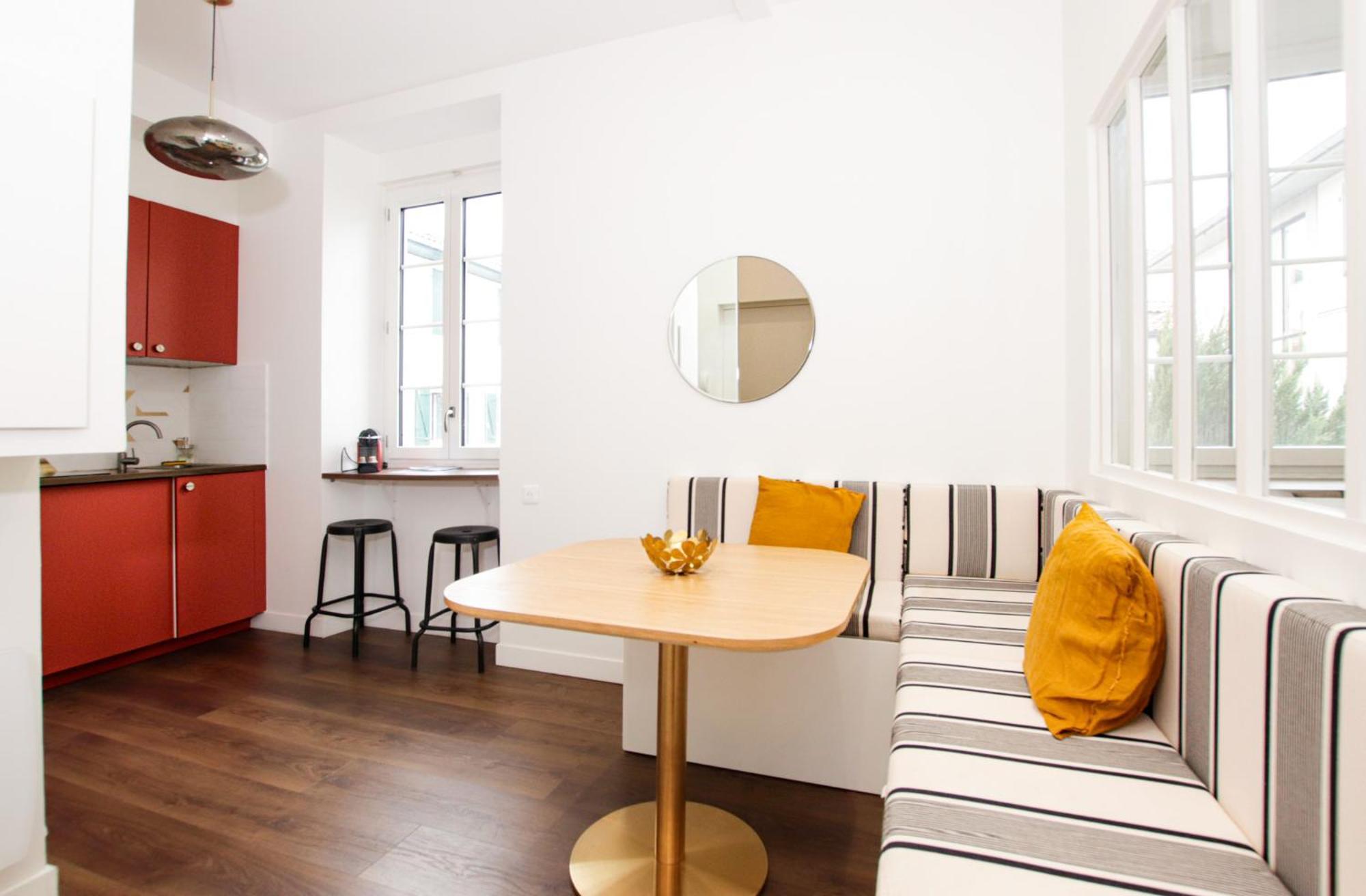 Bel appartement, offrant calme et luminosité, proche Côte des Basques Biarritz Extérieur photo